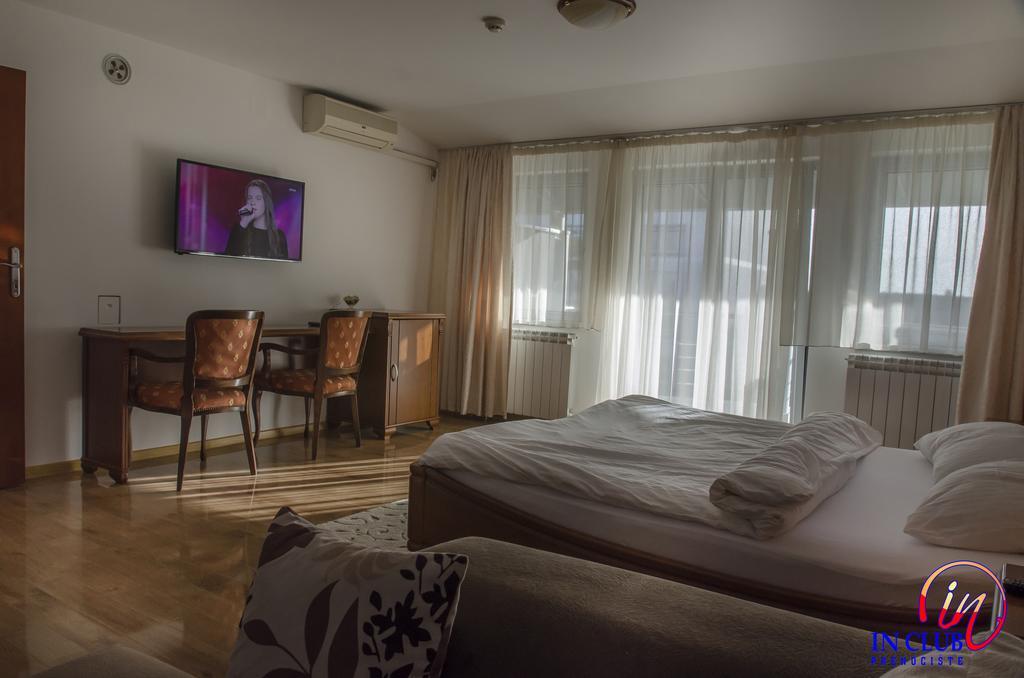 Apartment And Rooms In Club Indija Extérieur photo