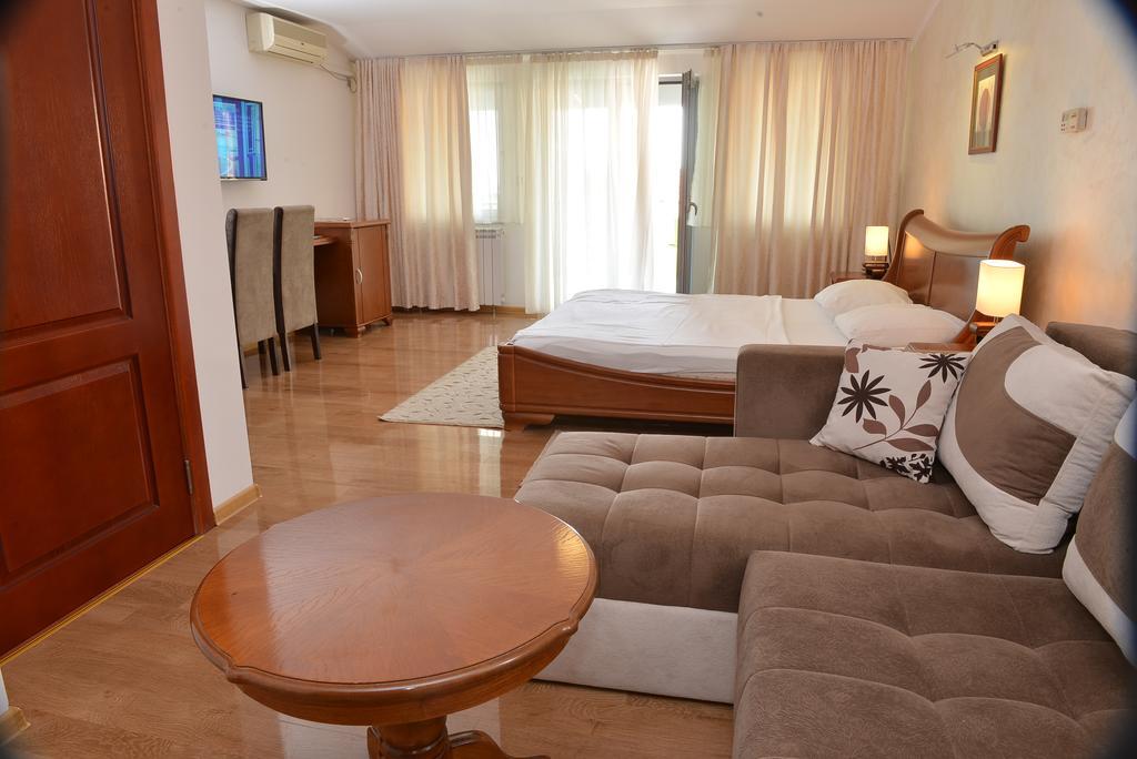 Apartment And Rooms In Club Indija Extérieur photo
