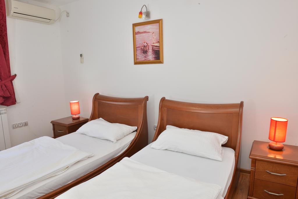 Apartment And Rooms In Club Indija Extérieur photo